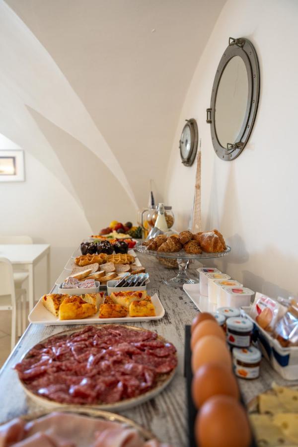 Palazzo Vergine - By Inside Salento 갈리폴리 외부 사진